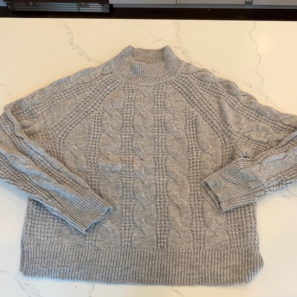 J. Crew Sweaters - J.Crew Women Sz M Gray Chunky Cable Knit Mockneck Sweater Alpaca AE011 Fisherman